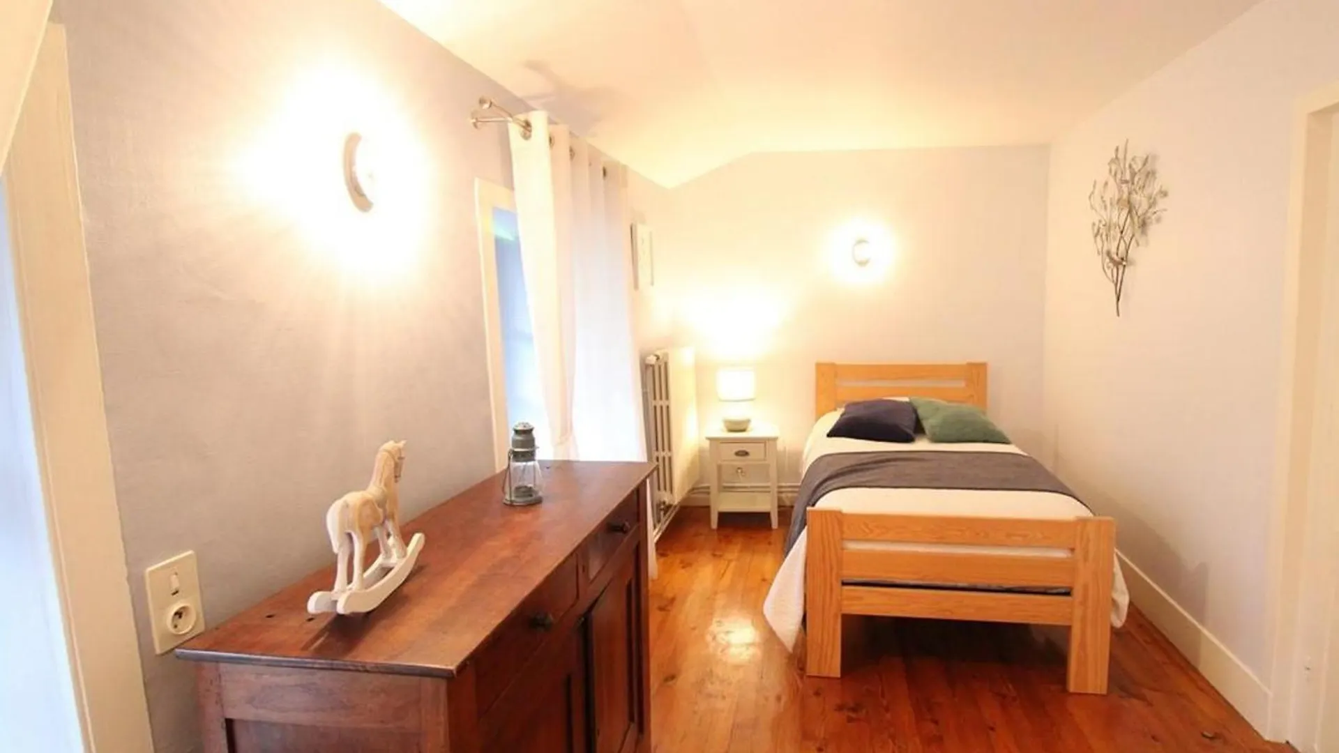 度假居 Charmante Maison Renovee A Jussac - 5 Pers, 3 Ch, Terrasse, Cheminee, Wifi, Volcans D'Auvergne Proches - Fr-1-742-405